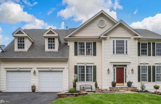 2798 BURROUGH HILL LANE - 2798 Burrough Hill Lane, Cherry Hill, VA 22026
