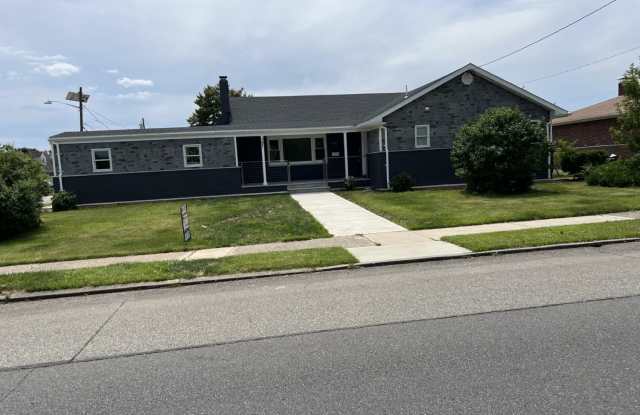 197 Carteret Avenue - 197 Carteret Avenue, Carteret, NJ 07008
