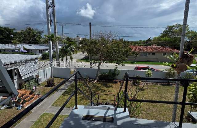 71 Esplanade Dr Gallery 2