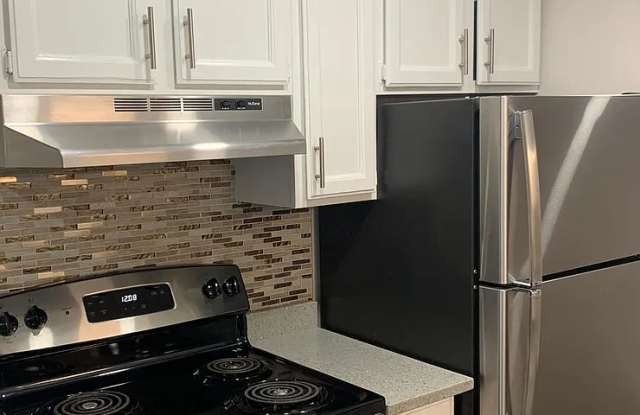Pleasant Park Apartments photos photos