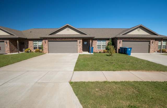 Spacious 3 bed 2 bath in Pea Ridge photos photos
