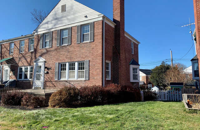 1875 EDGEWOOD ROAD Gallery 2