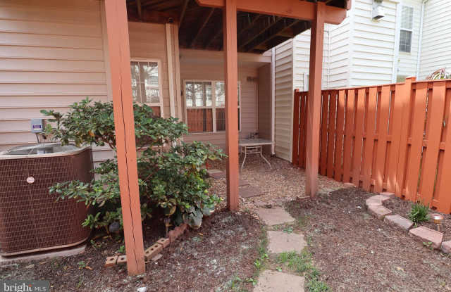 21319 VICTORIAS CROSS TERRACE - 21319 Victorias Cross Terrace, Ashburn, VA 20147