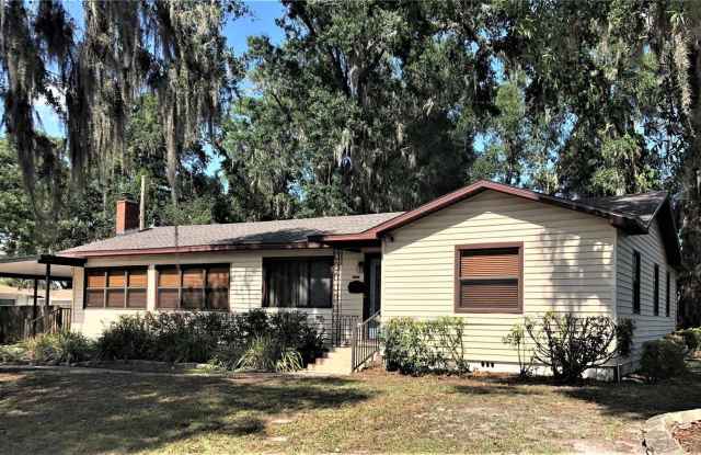 2730 WOODLAND HILLS AVENUE - 2730 Woodland Hills Avenue, Lakeland, FL 33803