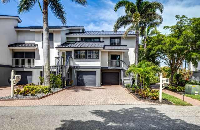 ** JONATHAN HARBOUR ** 2 BED / 2 BATH + 1/1 SUITE - GULF ACCESS - BOAT DOCK - ANNUAL RENTAL photos photos