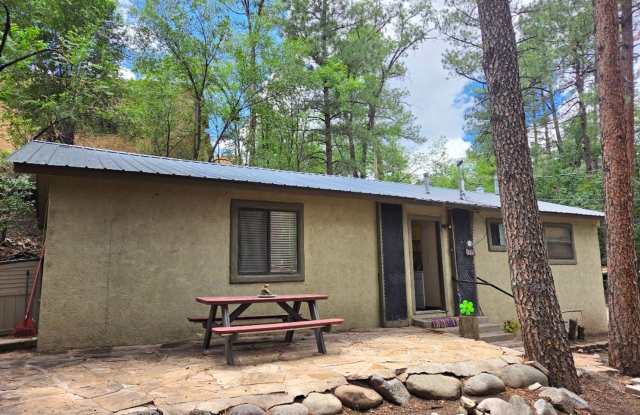 Cute Three Bedroom, 1 Bath home near Midtown photos photos Cute Three Bedroom, 1 Bath home near Midtown photos photos
