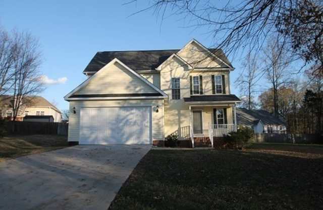 Exclusively Offered by Muse Realty, LLC photos photos