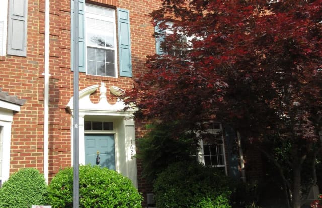 1624 HUNTING CREEK DRIVE - 1624 Hunting Creek Drive, Alexandria, VA 22314