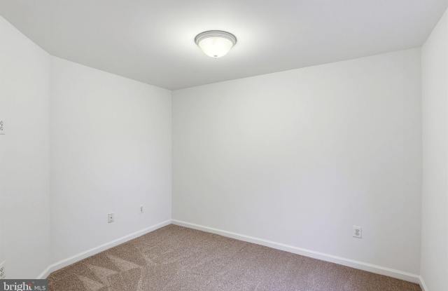 9448 PARAGON Court Gallery 4