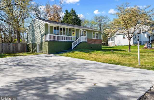 712 KENT Avenue photos photos