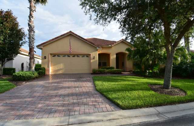 Spacious 3 bedroom 2.5 bath home in Solivita Community 55+ Resort Style Gallery 3