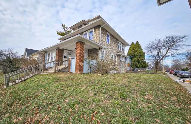 4831 E Washington St - Unit 4 - $1,025.00/mo. photos photos