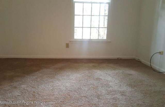 403 Commons Drive Gallery 2