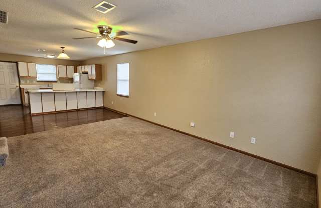 1603 W 8th Terr., B - 1603 West 8th Terrace, Knob Noster, MO 65336