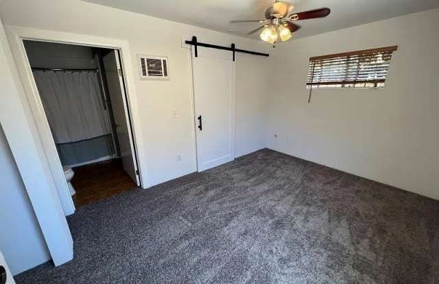 2851 C Street, Apt B Gallery 2