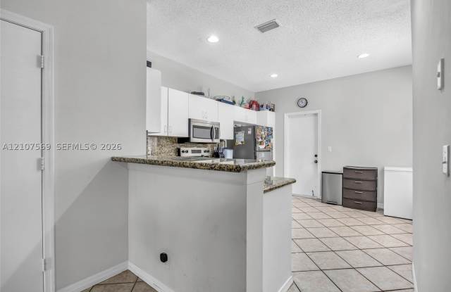 3765 San Simeon Cir Gallery 3