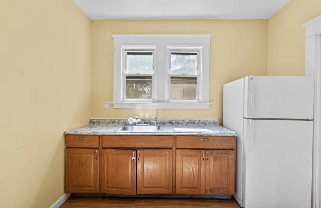 855 Woodward Avenue, 1st Flr Gallery 3