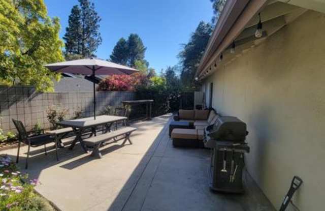 5222 Haskell Street photos photos
