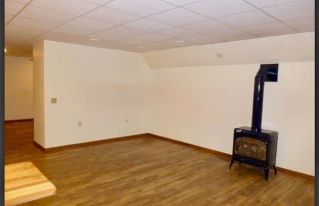 Apartment at Private Home in Grass Valley Gallery 3