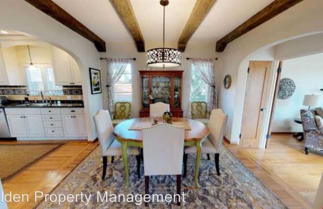 4354 N Talmadge Dr Gallery 3