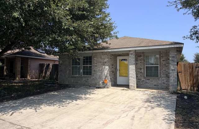 Foster Meadows 3 bedroom, 2 bath home Gallery 1