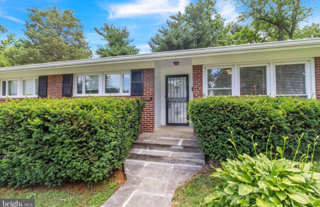 6204 ROCKHURST ROAD - 6204 Rockhurst Road, North Bethesda, MD 20817