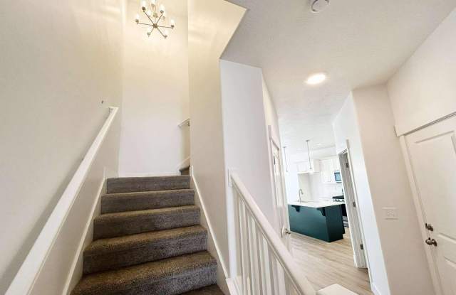 1340 N Sage Dr photos photos