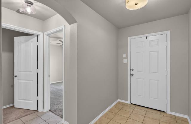 1049 Sewell Drive Gallery 2