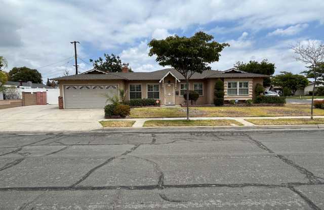 Charming Remodeled 1 Story Anaheim Home with RV Parking photos photos Charming Remodeled 1 Story Anaheim Home with RV Parking photos photos
