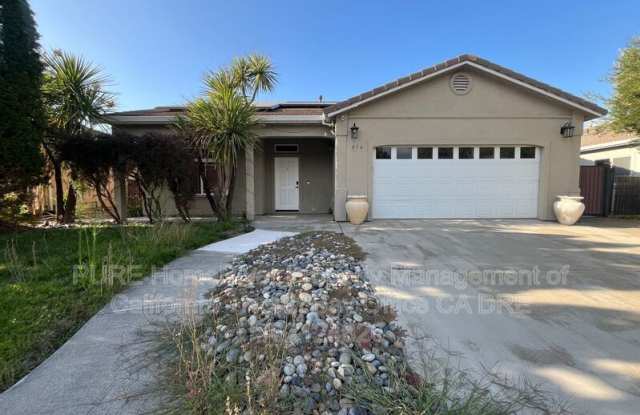 474 Briarwood Dr Gallery 1