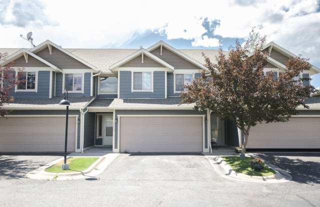 Refined Townhome with Gorgeous Landscaping and Private Space - 4056 Broadwater Court, Bozeman, MT 59718 Refined Townhome with Gorgeous Landscaping and Private Space - 4056 Broadwater Court, Bozeman, MT 59718