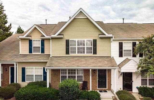 8005 River Gold Lane Gallery 1