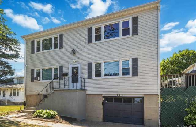 508 New Rochelle Road photos photos