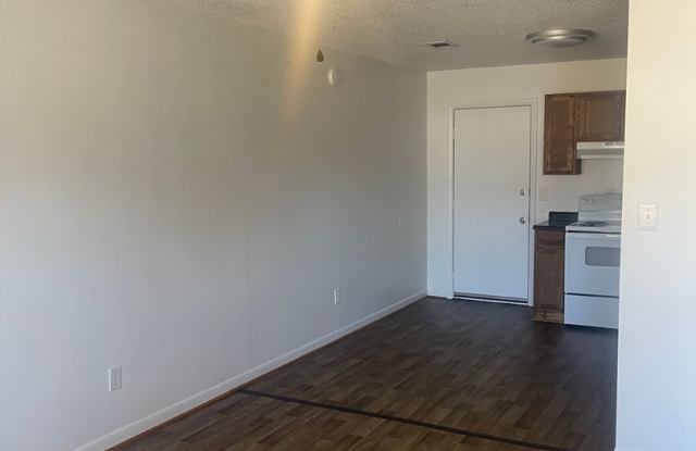 FWB - 1504 E. Ponderosa Road Gallery 4