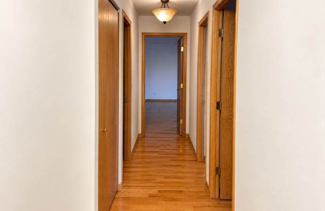 1415 E Central Road Gallery 2