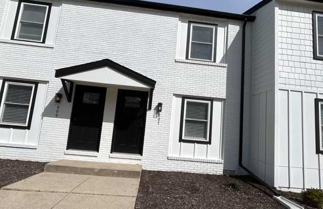 ** Move in SPECIAL ** Fully Renovated 2-Bedroom, 1-Bathroom Condo with Detached Garage – $1,395/Month (Lawn Care  Snow Removal Included!) photos photos