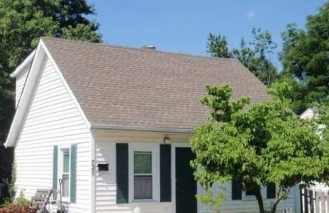 Now Pre-Leasing for Fall Semester 2026 photos photos