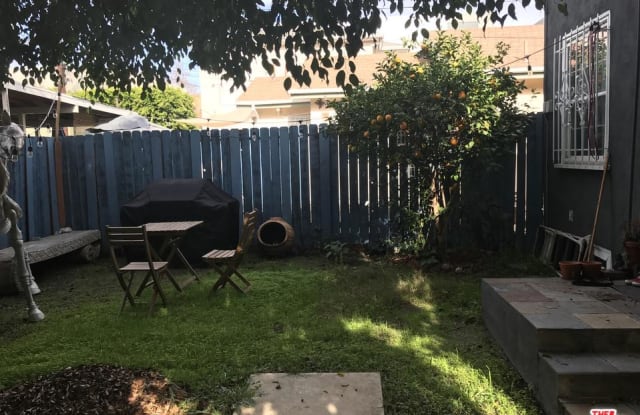 1143 North ORANGE Drive - 1143 North Orange Drive, Los Angeles, CA 90038