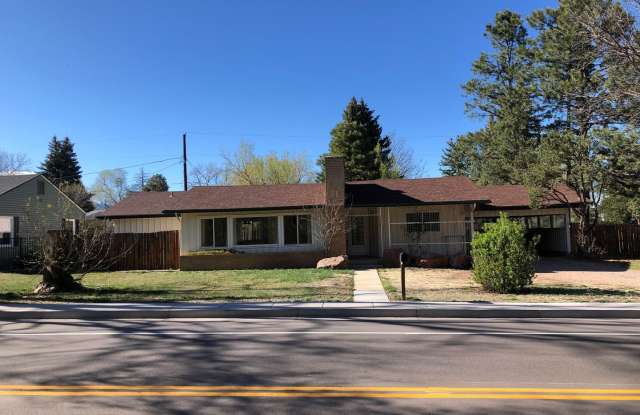 Charming 4 Bd, 2 Ba, Ranch Home in D-12 School District, close to Downtown, Trails and Ft. Carson photos photos