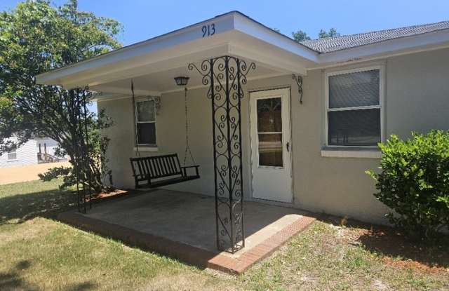 913 Old Edgefield Road photos photos