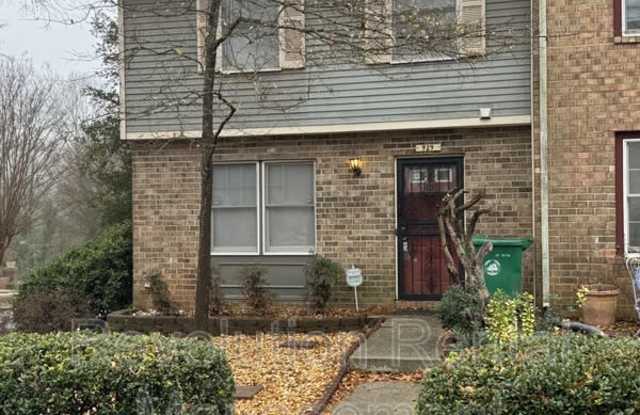 929 Regency Path Dr - 929 Regency Path Drive, DeKalb County, GA 30030