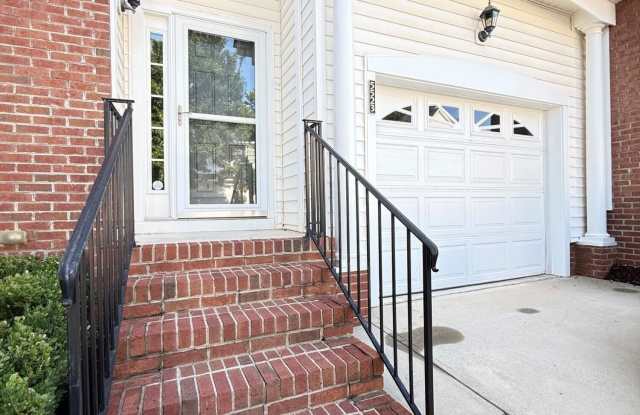 5523 Cottonrose Lane Gallery 2