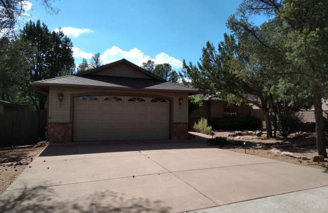 Beautiful 3 Bed / 2 Bath Home for Lease - 612 North Blue Spruce Road, Payson, AZ 85541