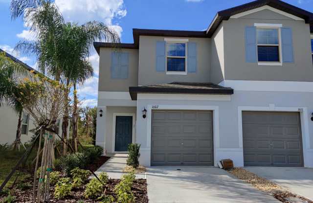 1607 Cassius St photos photos