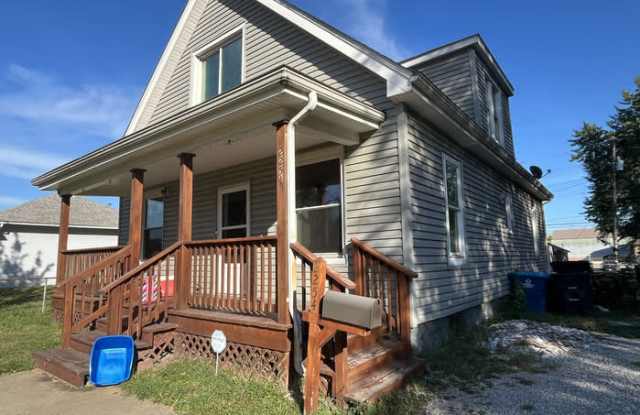 2254 Lee Avenue Gallery 3