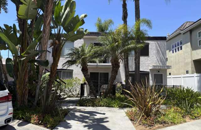 1112 Thomas Avenue Gallery 2