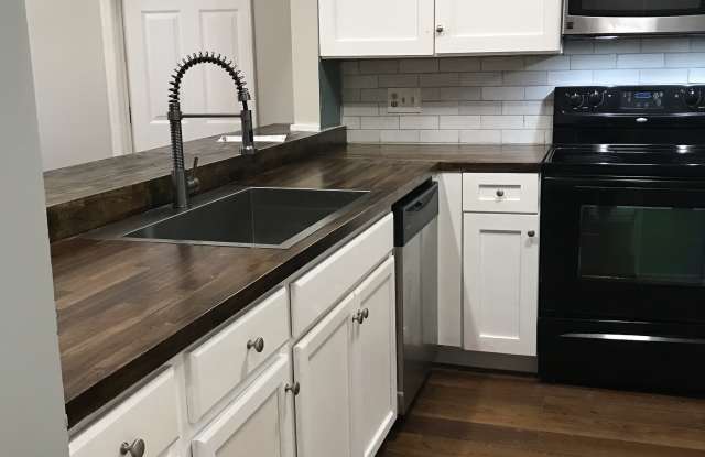 3204 Selwyn Farms Lane 1 photos photos