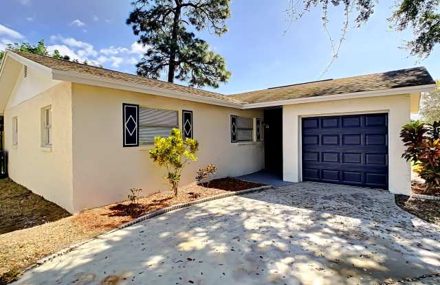 Beautifully Renovated 3-Bedroom Fully Furnished House For Rent! Gallery 1