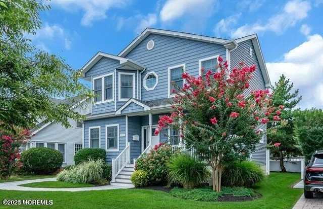 207 Pennsylvania Avenue photos photos