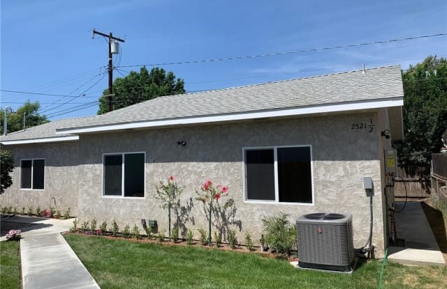 2521 Graydon Avenue 1/2 - 2521 South Graydon Avenue, Mayflower Village, CA 91016